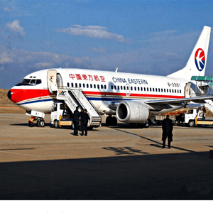 阿里昆莎机场托运航空快运业稳步发展的原因是什么？